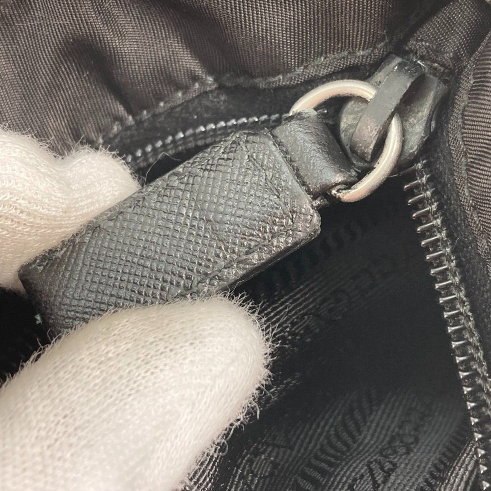 PRADA Black Pochette Shoulder Bag - Picture 14 of 16